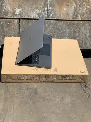 New Laptop Dell XPS 13 16GB Intel Core I7 SSD 512GB