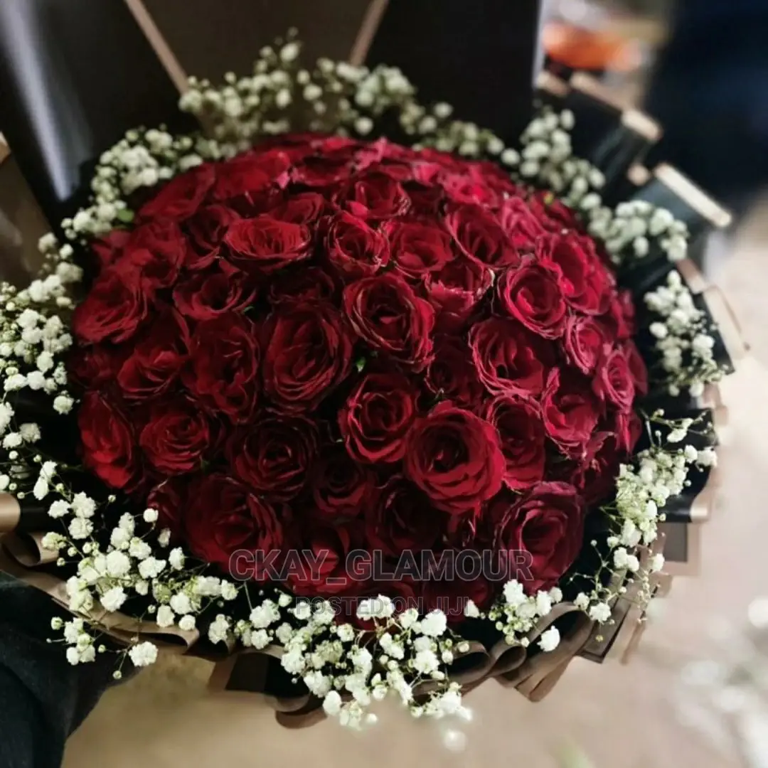 Flower Bouquets and Customized Balloons
