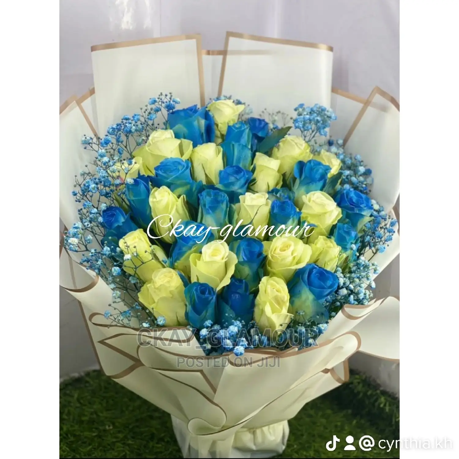 Flower Bouquets and Customized Balloons