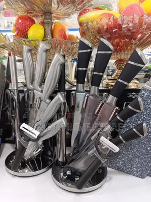 9 Pieces Kitchen Knife Set.