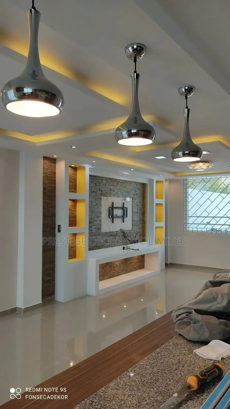 Ceiling and Tv Center