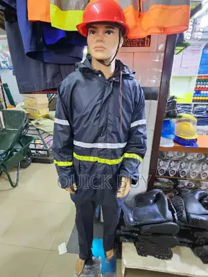 Safety Padded Raincoat/Waterproof Rain Wear