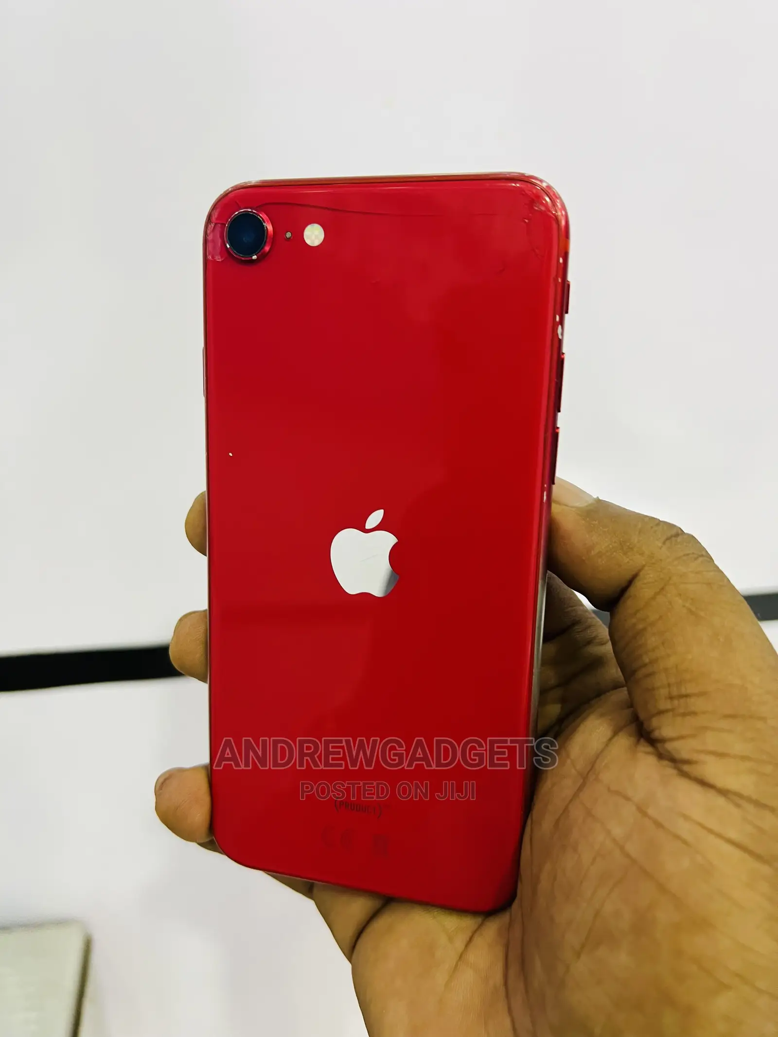 Apple iPhone SE (2020) 64 GB Red