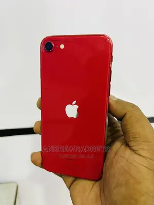 Apple iPhone SE (2020) 64 GB Red