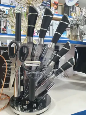 Metallic Knife Set.