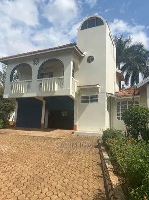 4bdrm Duplex in Kololo Property, Central Division for Rent