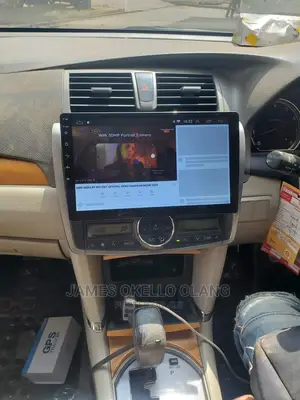 9 Inches Tesla Radio Fitted in Premio 2007