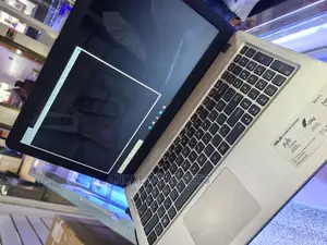 Laptop Asus A52JT 4GB AMD HDD 500GB