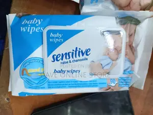 90 Pcs Sensitive Baby Wipes.