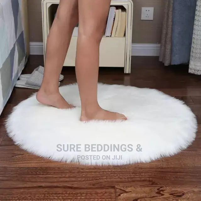 Round Carpet / Rug