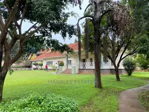 4bdrm Bungalow in Muyenga, Central Division for Rent