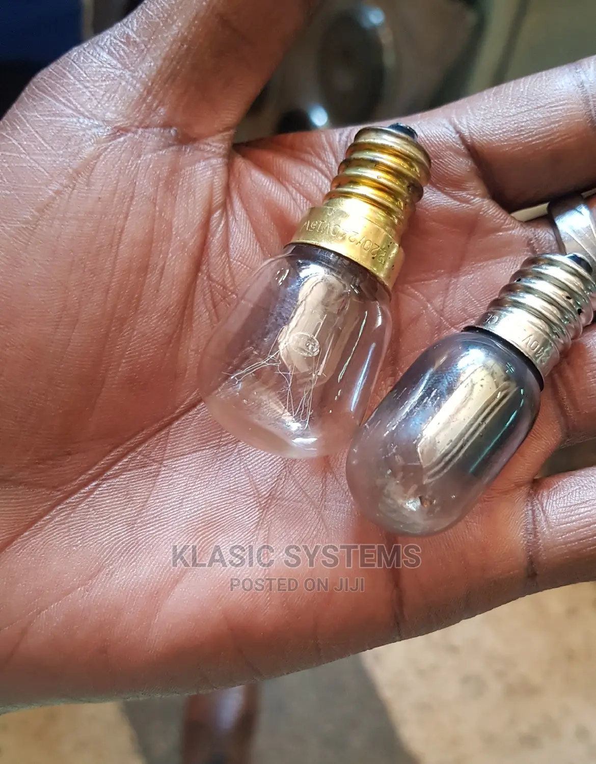 Fridge Bulbs Replacement