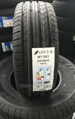 215/45r17 Onyx