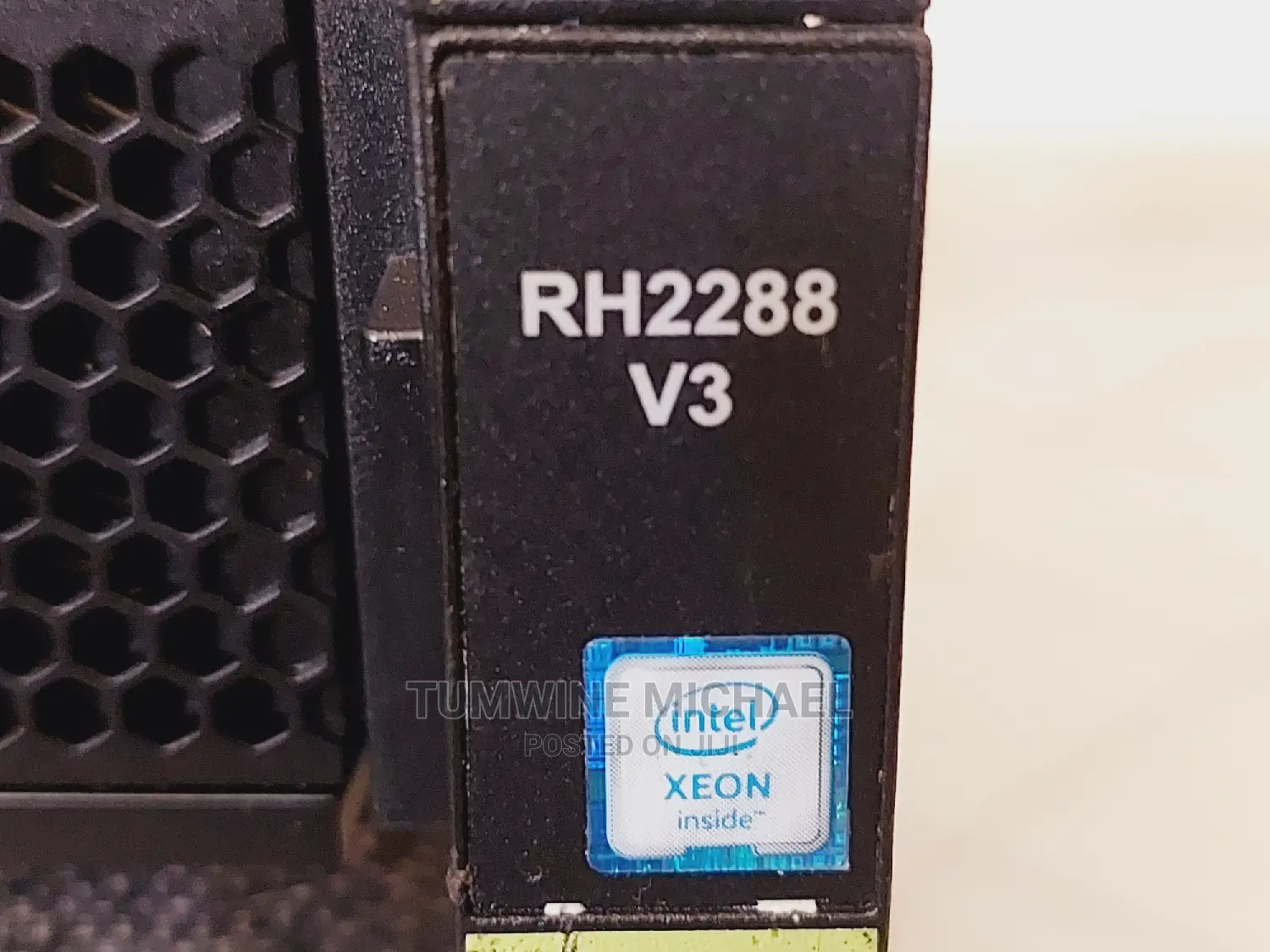 Server Huawei OceanStor 5500 V3 32GB Intel Xeon HDD 500GB