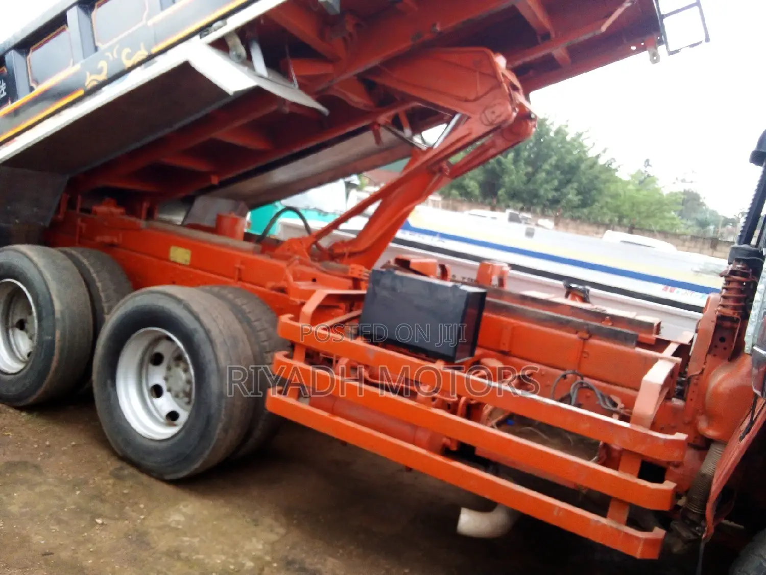 Fuso 10 Tyres