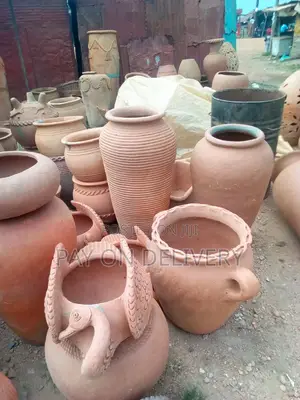 All Clay Flower Pots