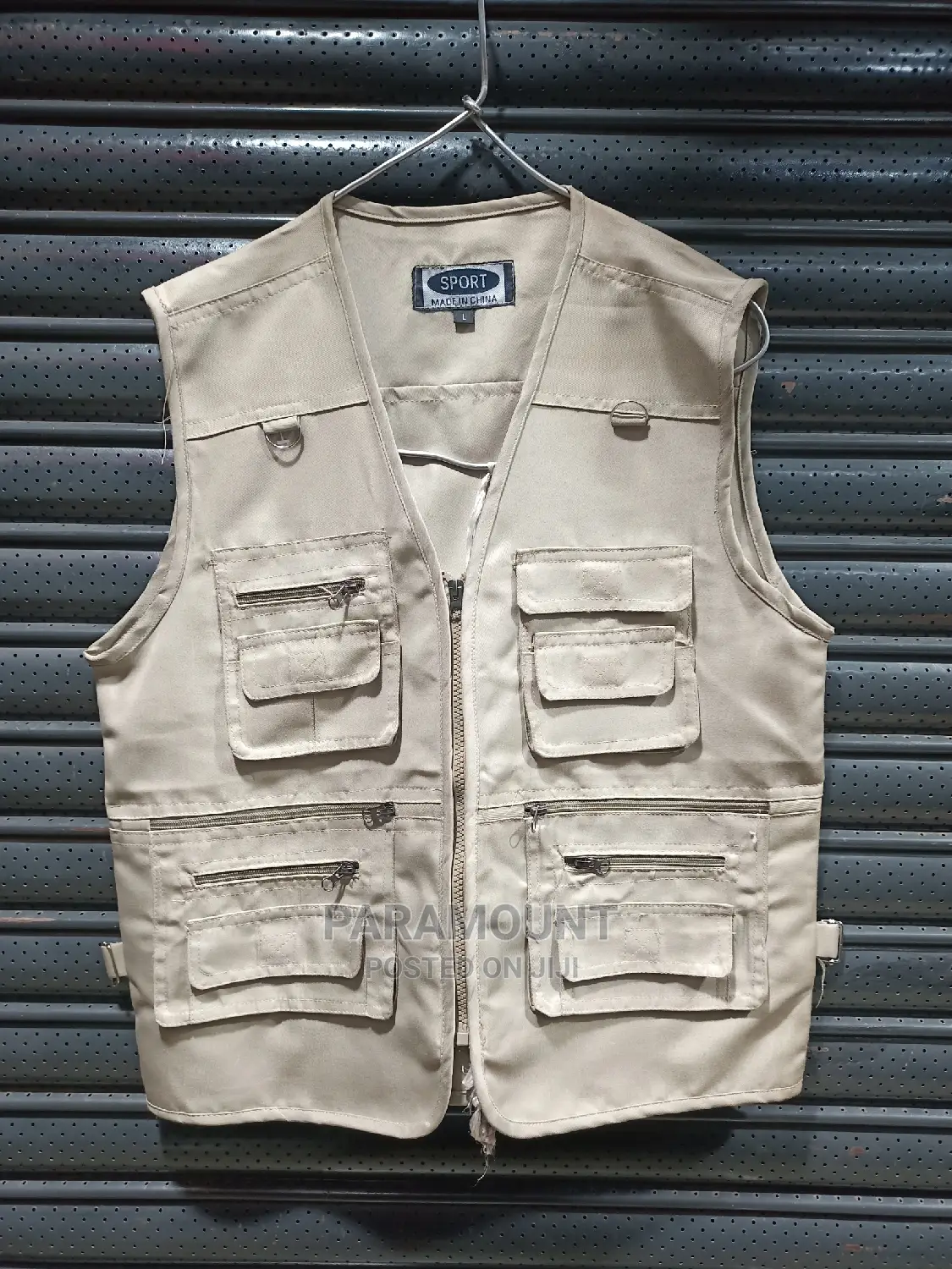 Out Door Vest ( Photography)