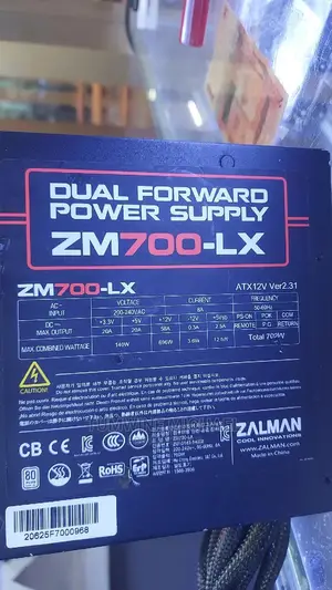 Power Supply 700 Watts