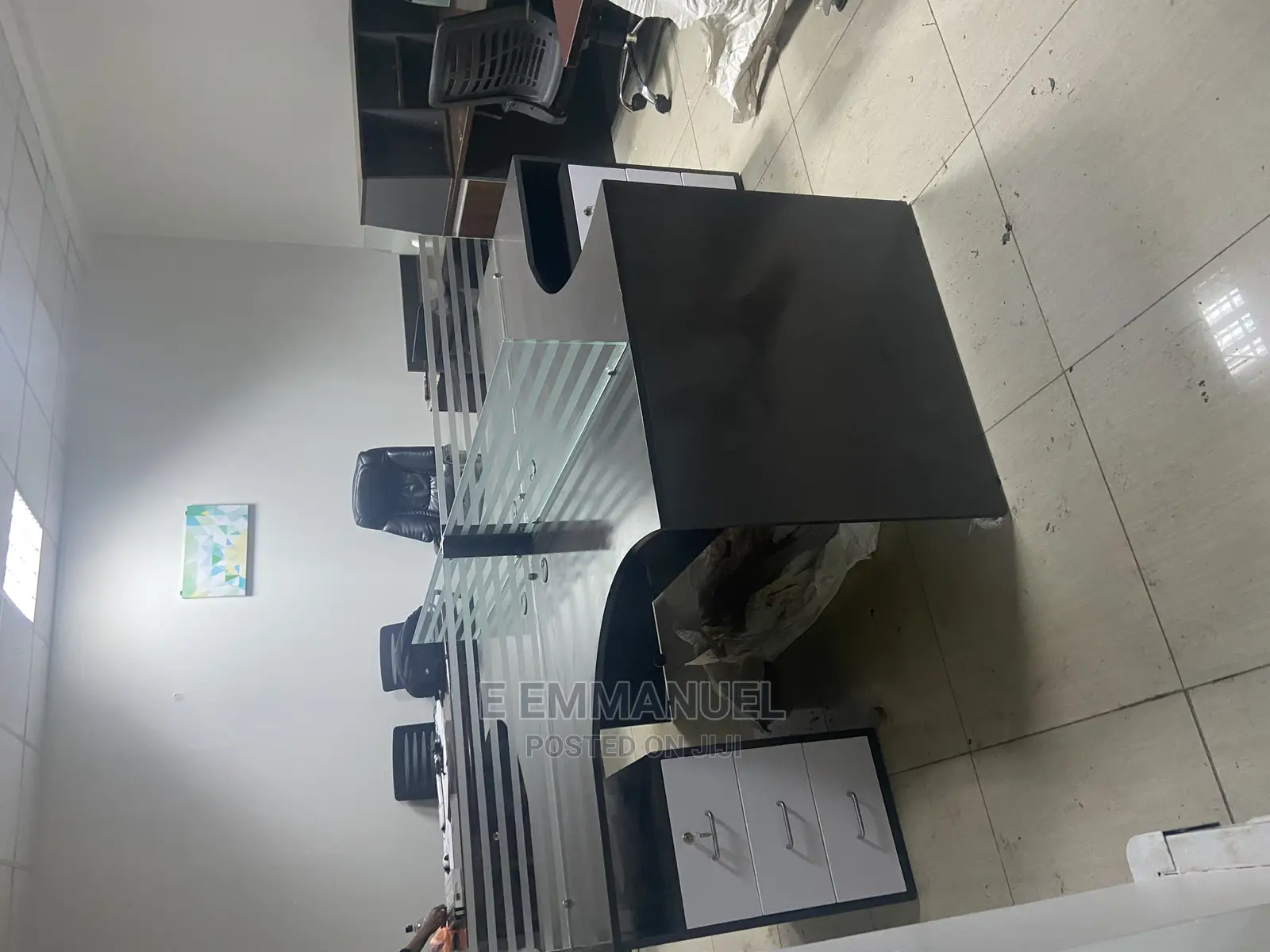 Workstation/Staff Desk