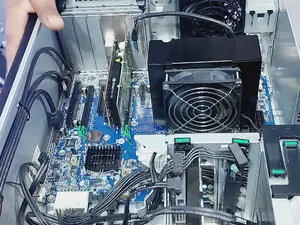 Desktop Computer HP Z420 32GB Intel Xeon HDD 1T