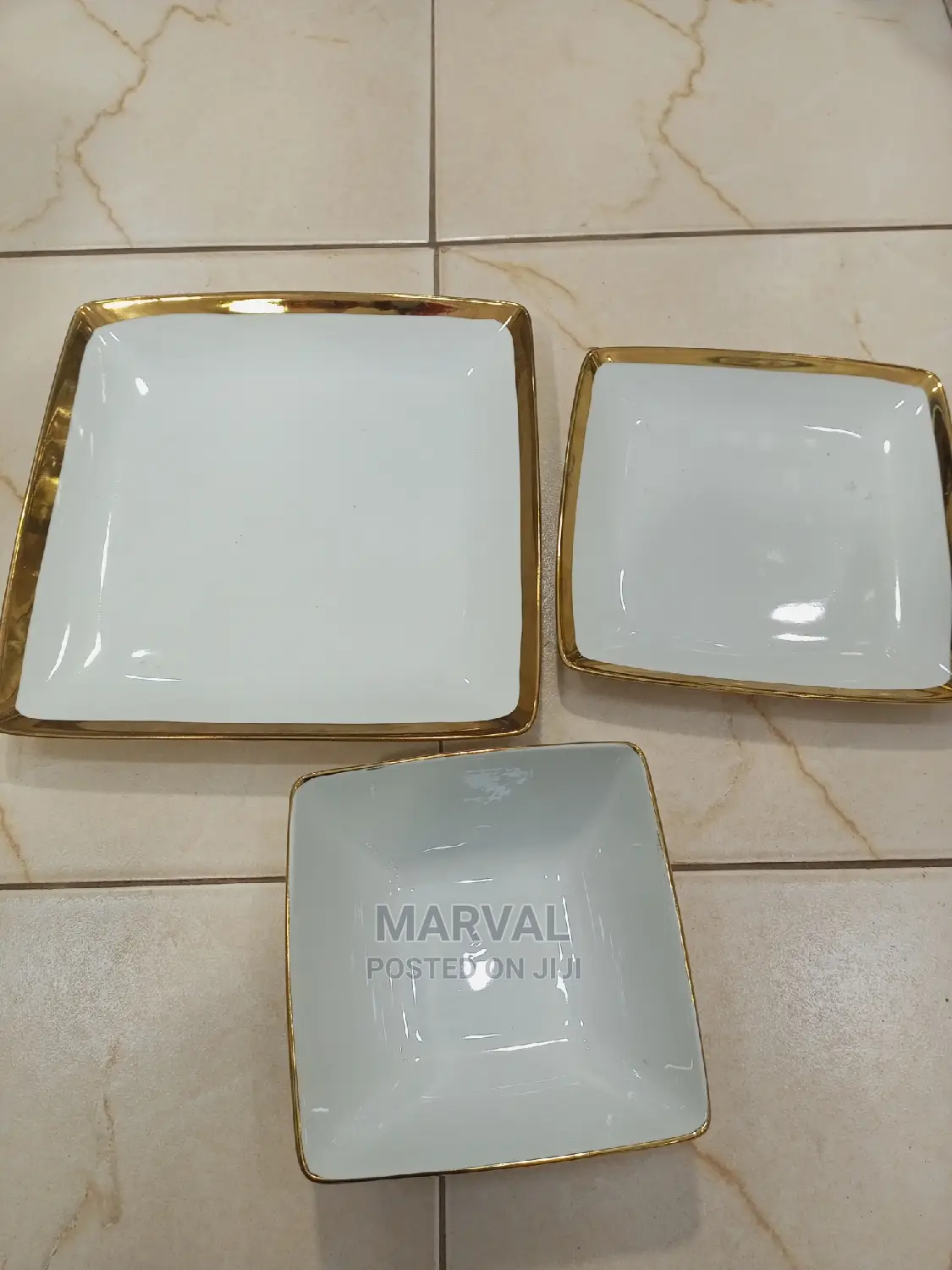 Square Golden Dinner Set (18pc)