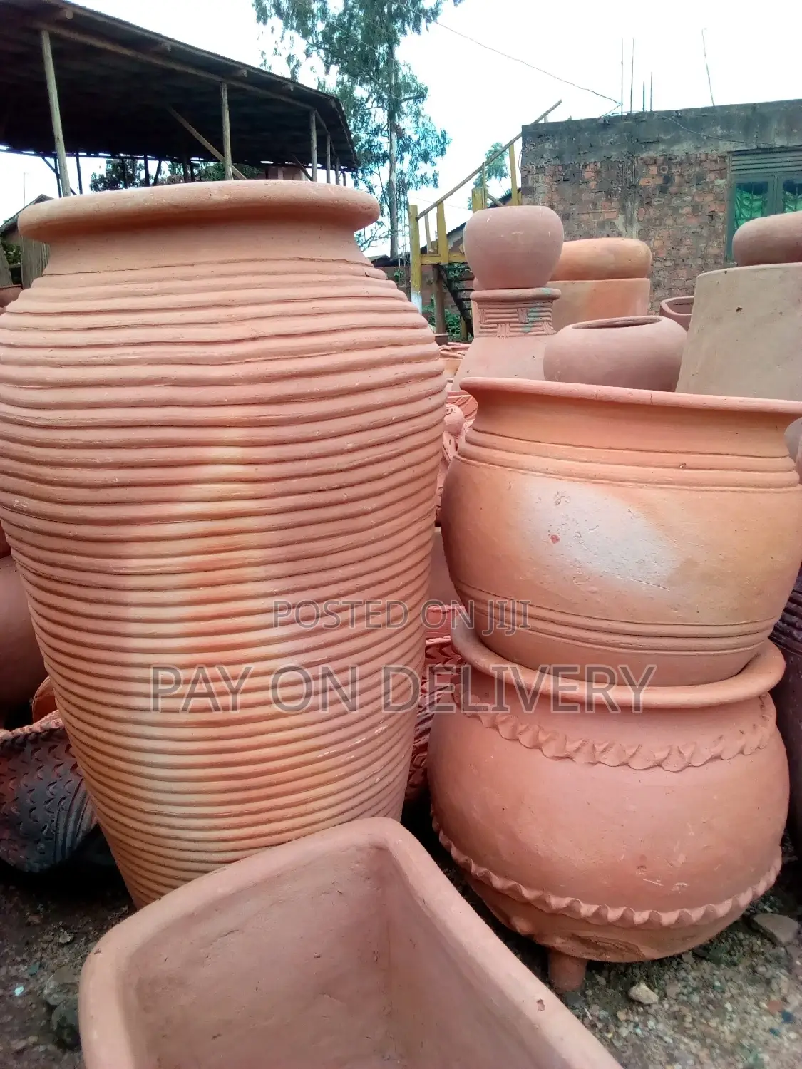 Garden Pots (Flower Pots)
