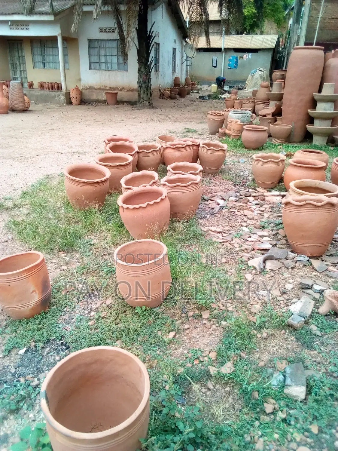 Garden Pots (Flower Pots)