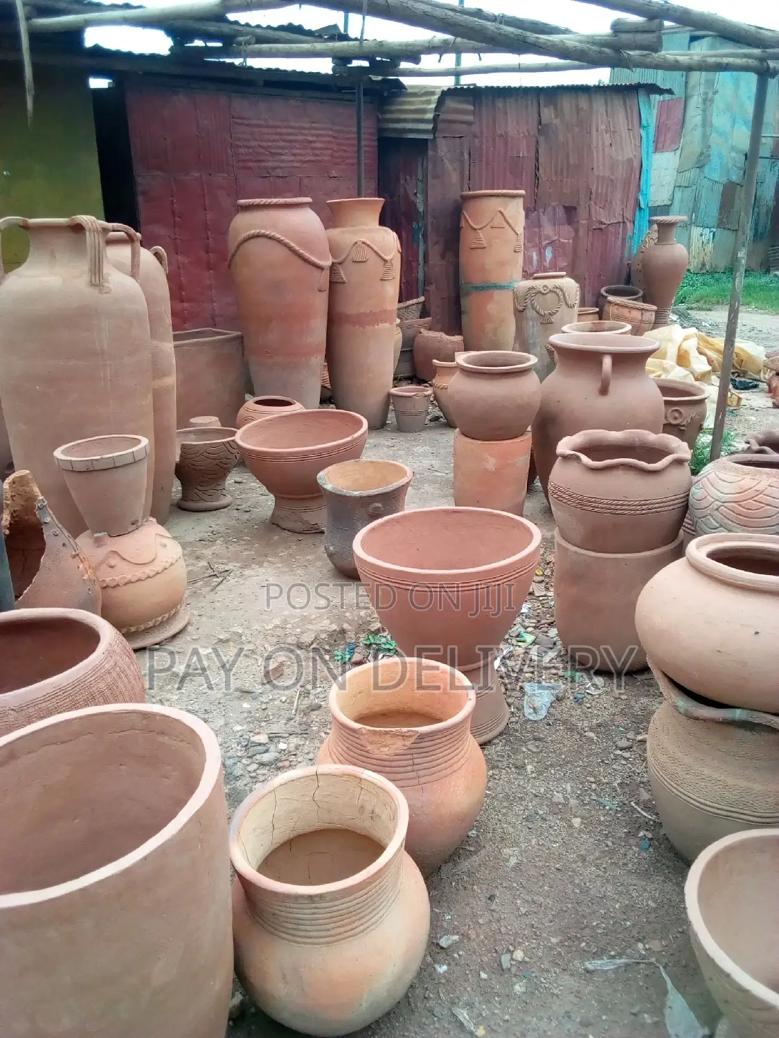 Garden Pots (Flower Pots)