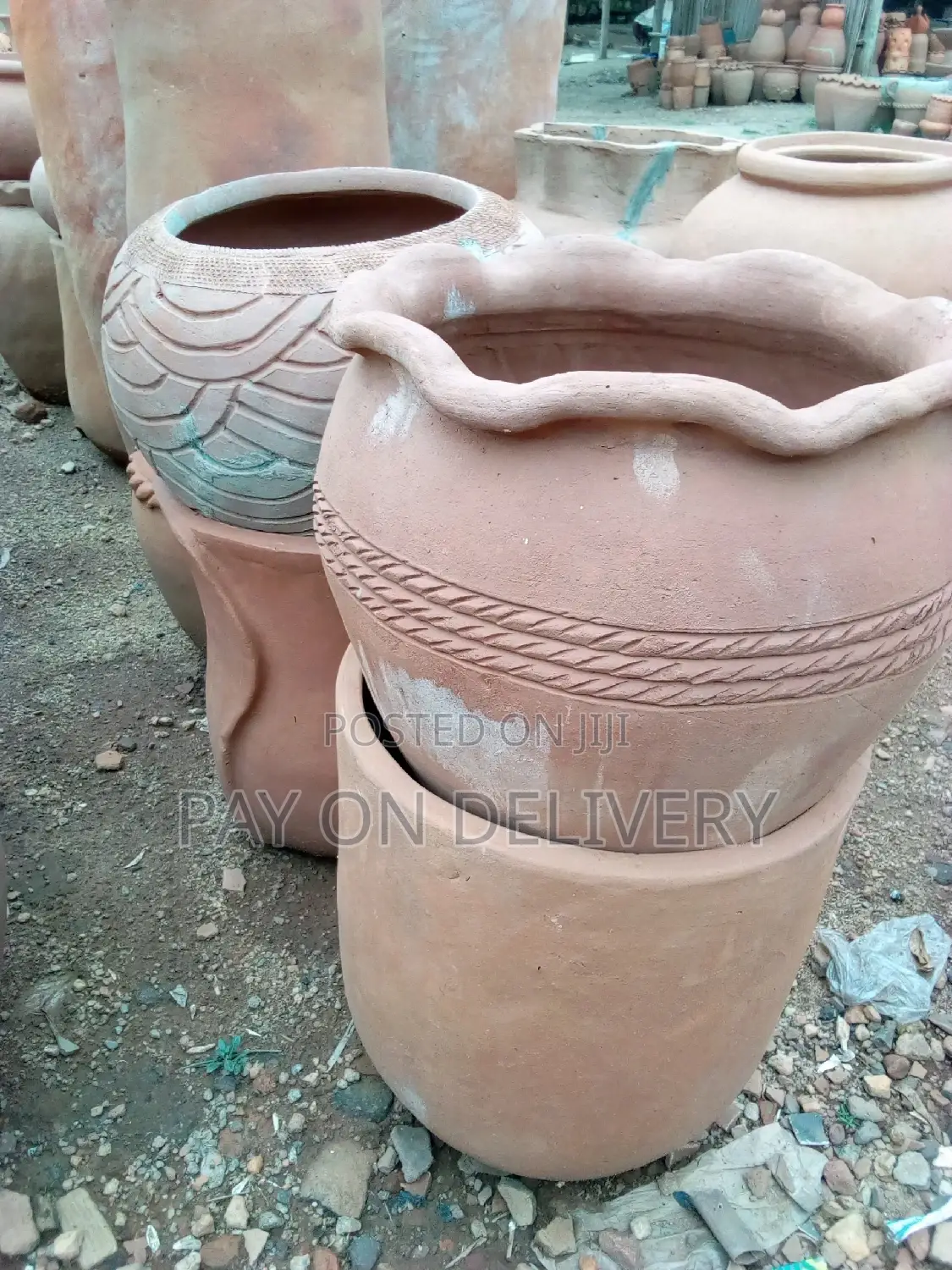 Garden Pots (Flower Pots)