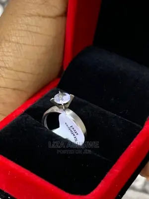 Engagement Rings Available at a Good Price