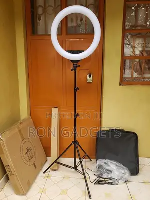 18 Inch Ringlight (Normal Stand)