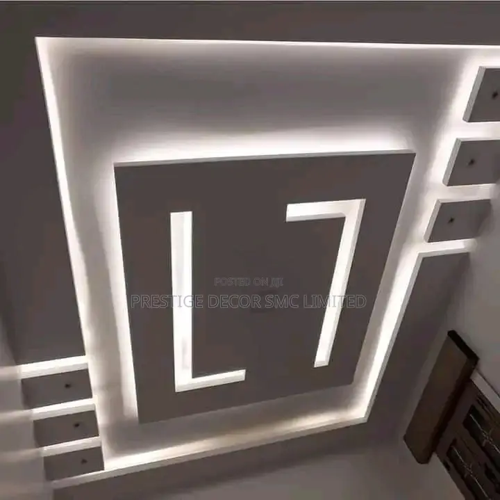 Ceiling 000