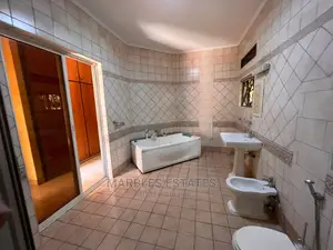 5bdrm Mansion in Kololo, Central Division for Rent