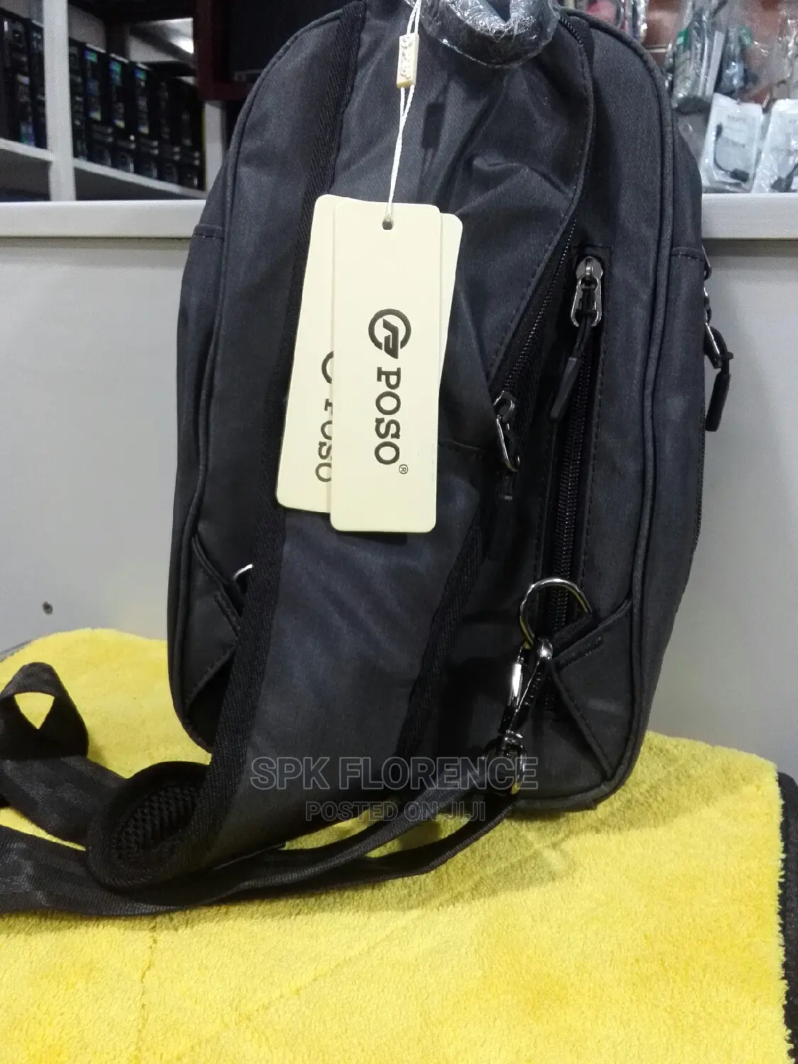 Poso Shoulder Bag
