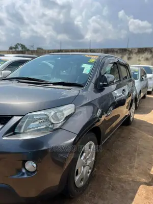 Toyota IST 2008 Gray