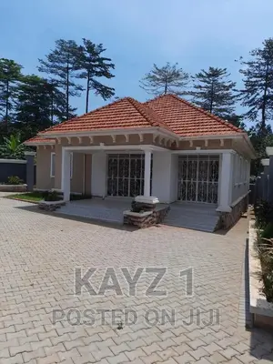 Furnished 4bdrm Mansion in Nabbingo, Central Division for Sale