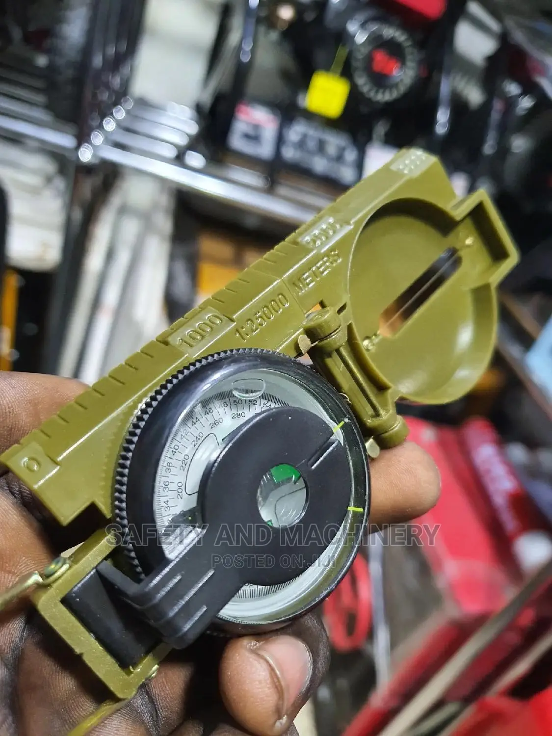 Lensatic Compass Direction