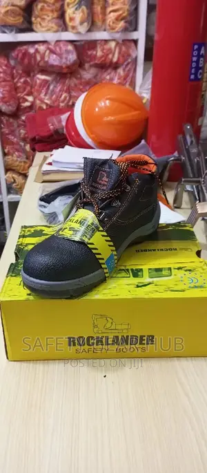 Riding Shoes Rock Lander