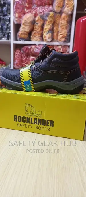 Boots Rock Lander ( Riding Shoes