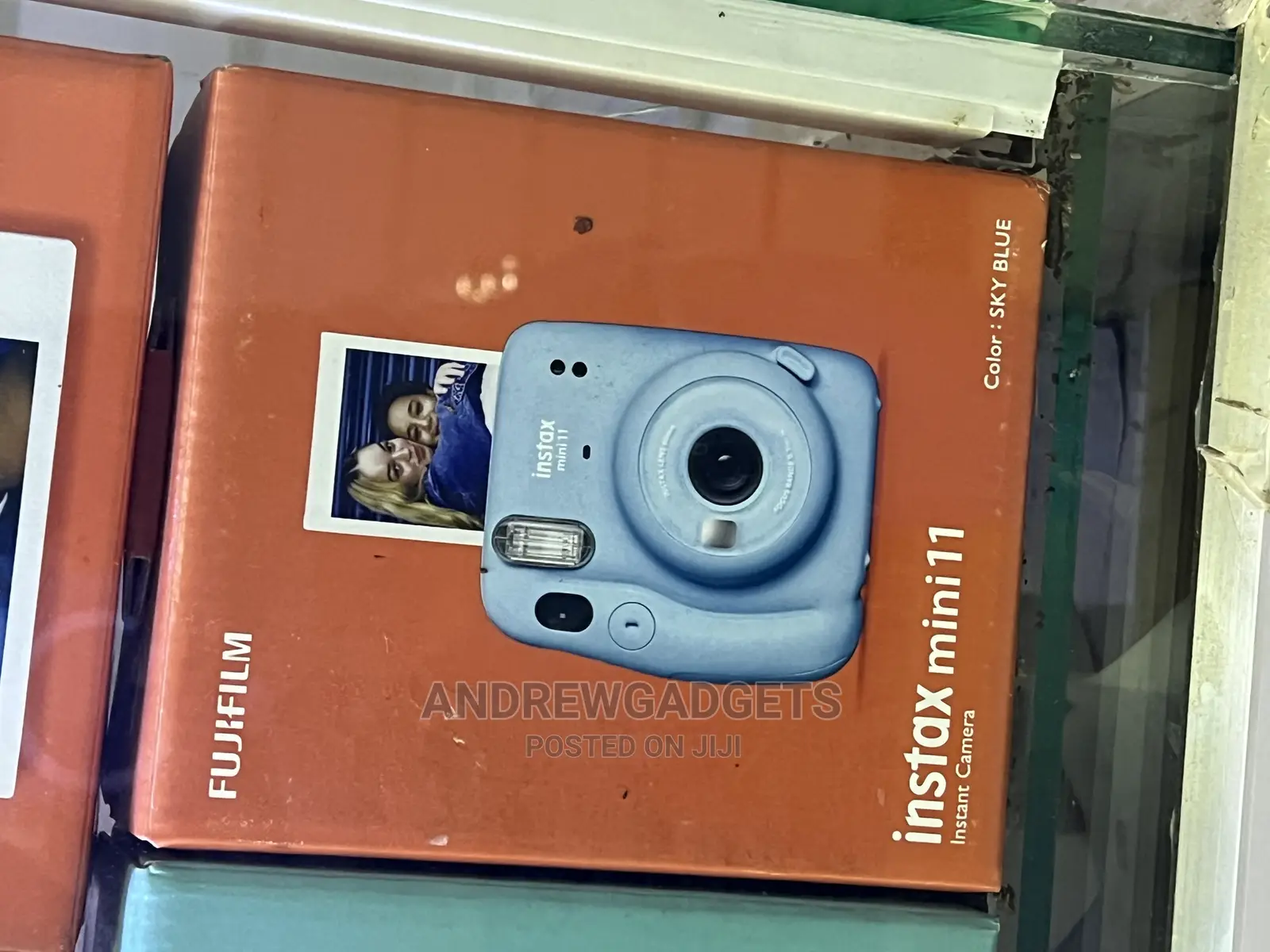 Instax Mini 11 Polaroid Camera