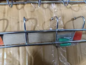 Stainless Steel Twisting Towel Hanger .