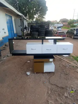 Black Abd White Glassed Tv Stand 6feet Long