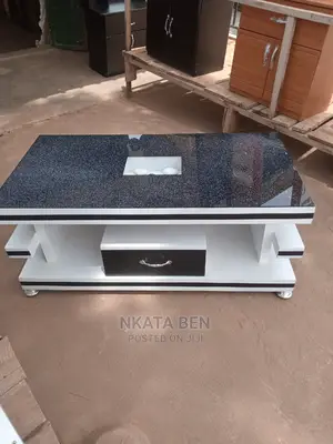 Glassed Centre Table