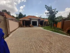 Furnished 4bdrm Bungalow in Kisaasi, Central Division for Sale
