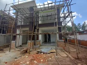 Furnished 5bdrm House in Kisaasi, Central Division for Sale