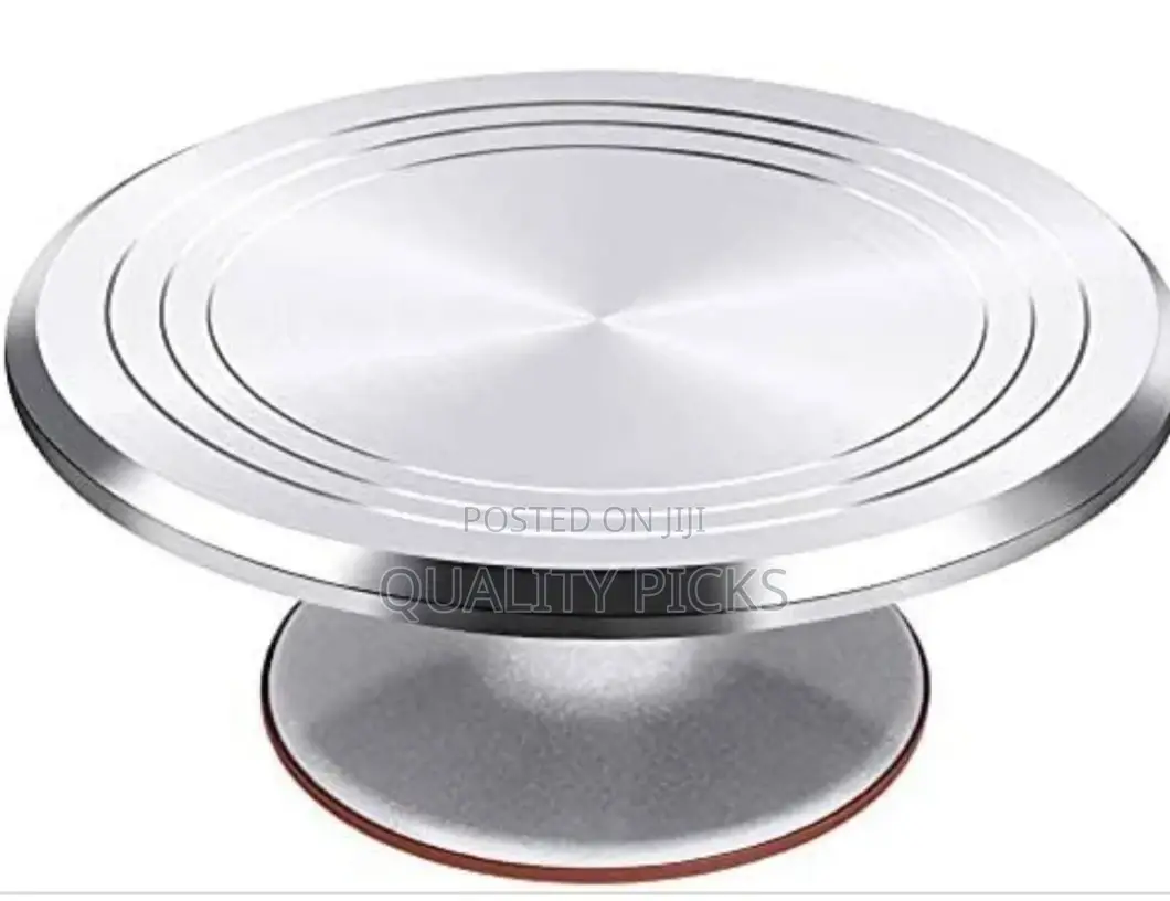 Rotating Metallic Cake Stand