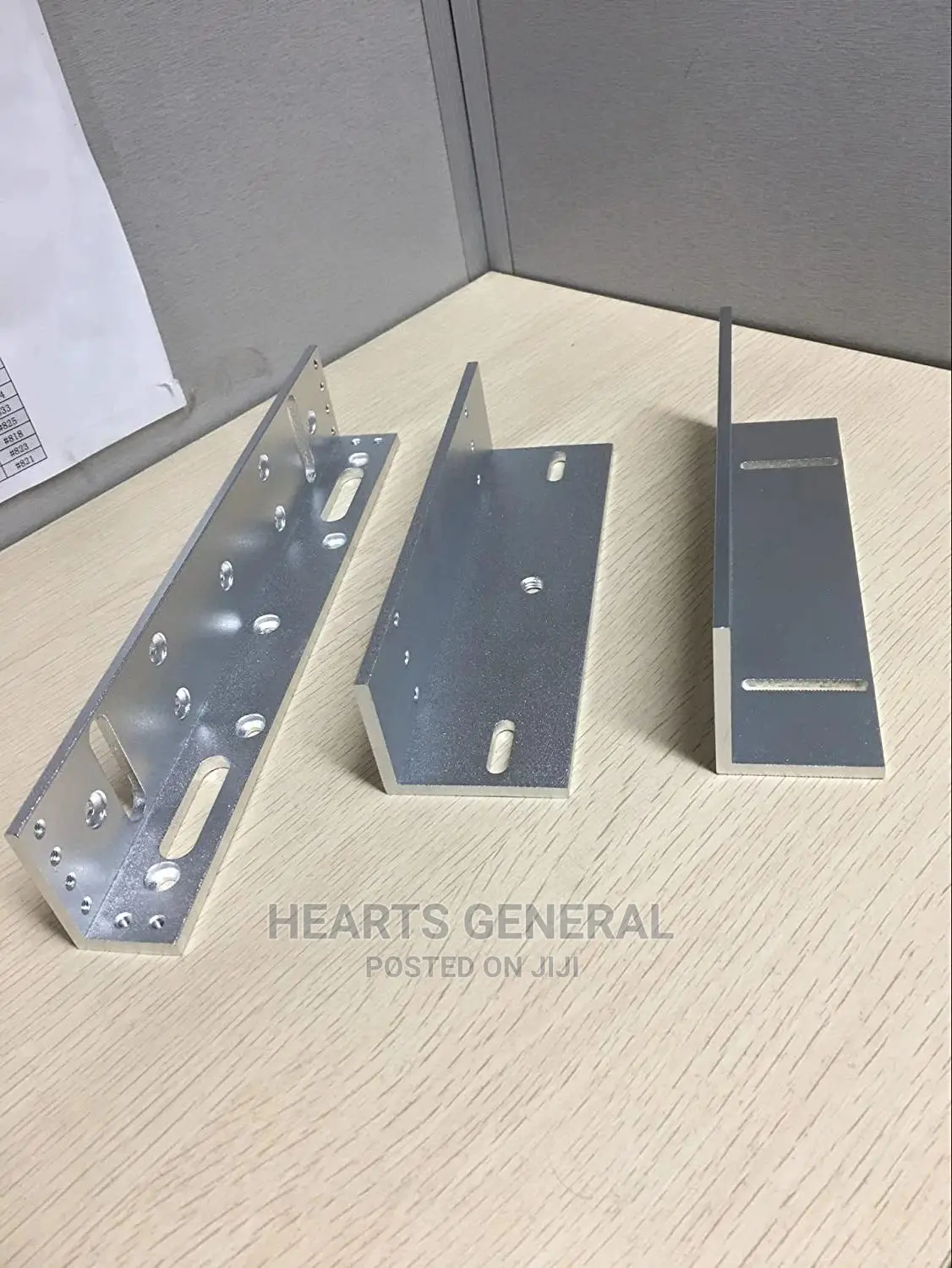 ZL Bracket For Electromagnetic Locks