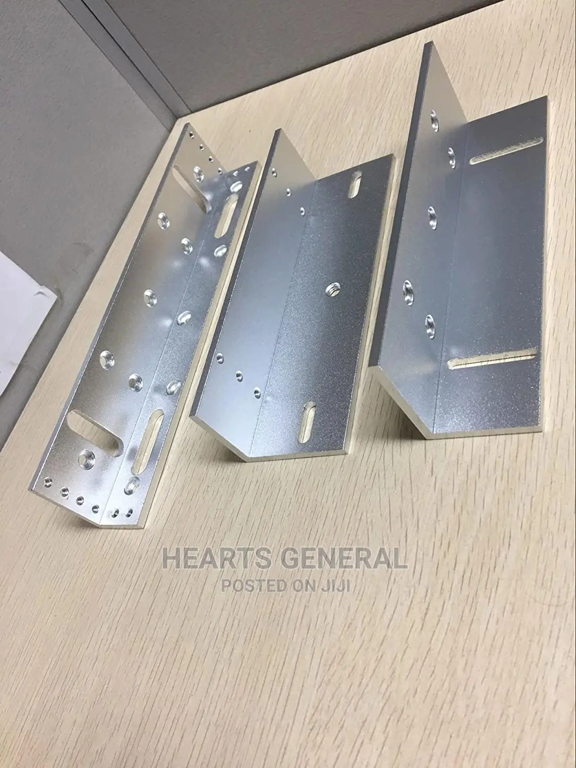 ZL Bracket For Electromagnetic Locks