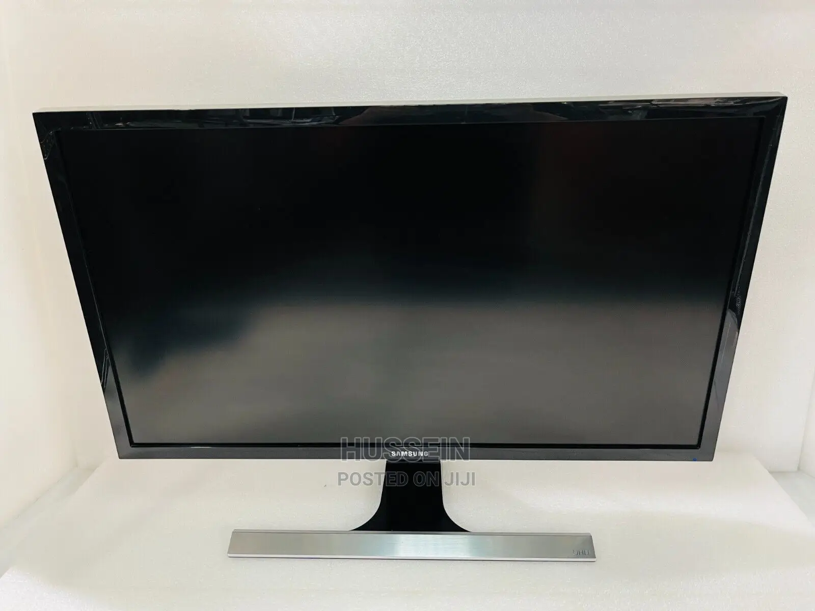 Samsung UE570 28'' UHD Monitor From USA