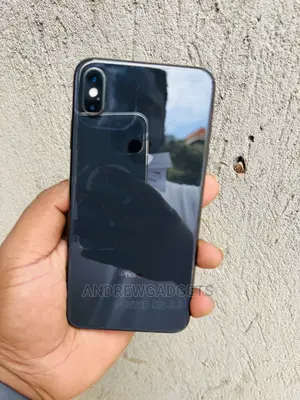 Apple iPhone XS Max 64 GB Black